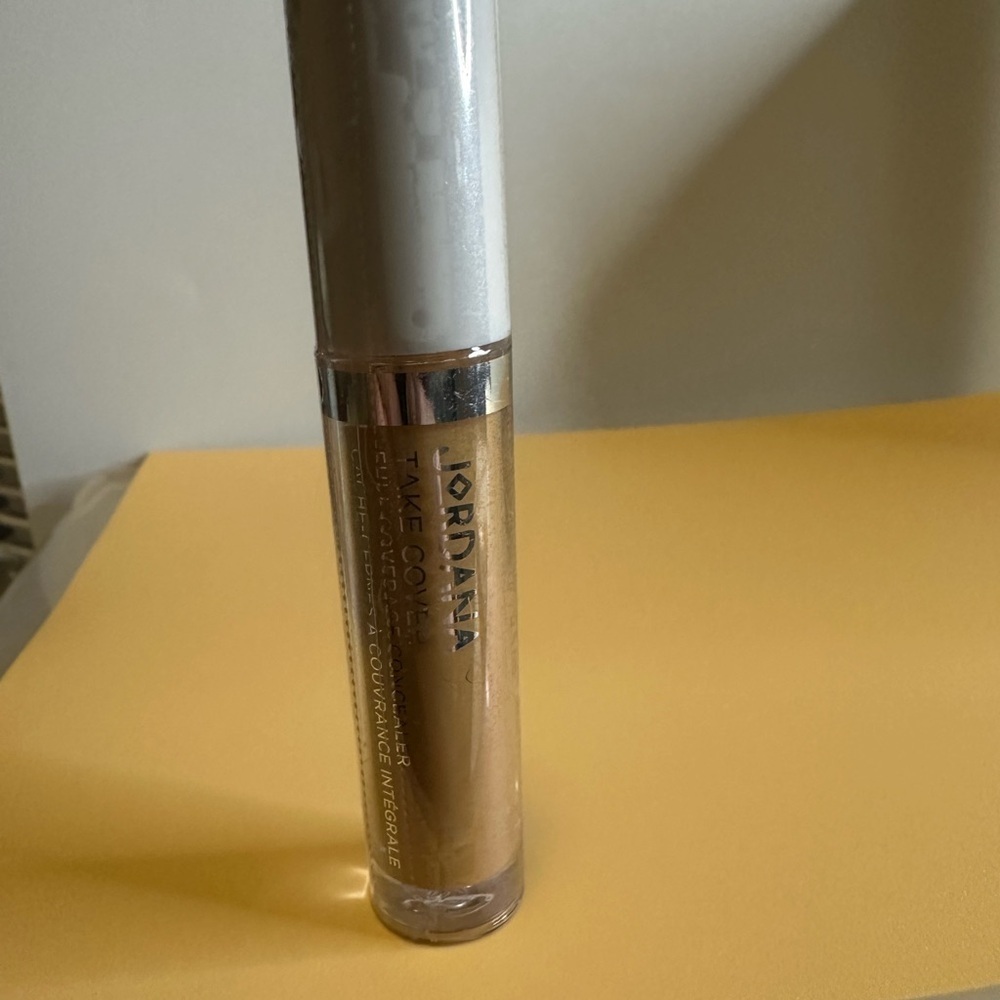 🩷5/$10 Jordan Take Cover Concealer - Tan